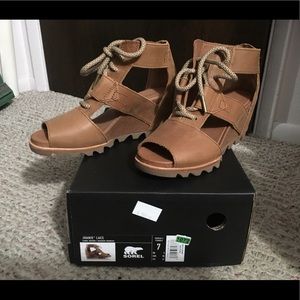 SOREL Women’s Joanie Wedge Lace Sandal